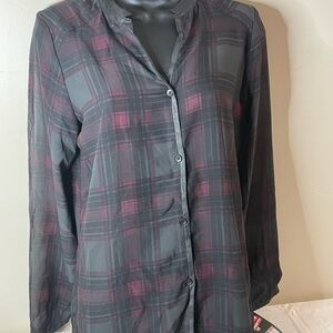 Massimo Black and Red Plaid Women's Button-Down Shirt